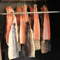 Fumoir électrique : cuire et aromatiser avec précision poisson, viande,  volaille