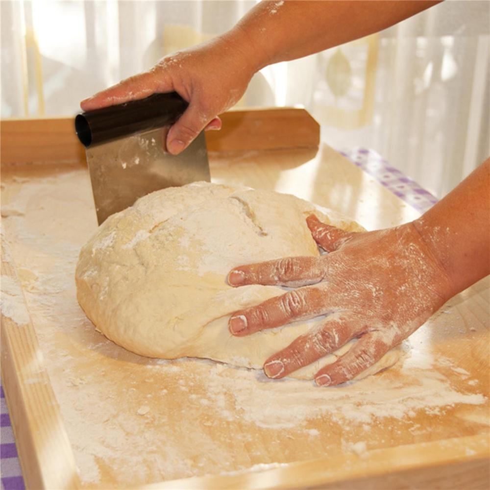 Coupe Pâte Inox - Ustensiles Boulangerie - Le Comptoir de la Pâtisserie